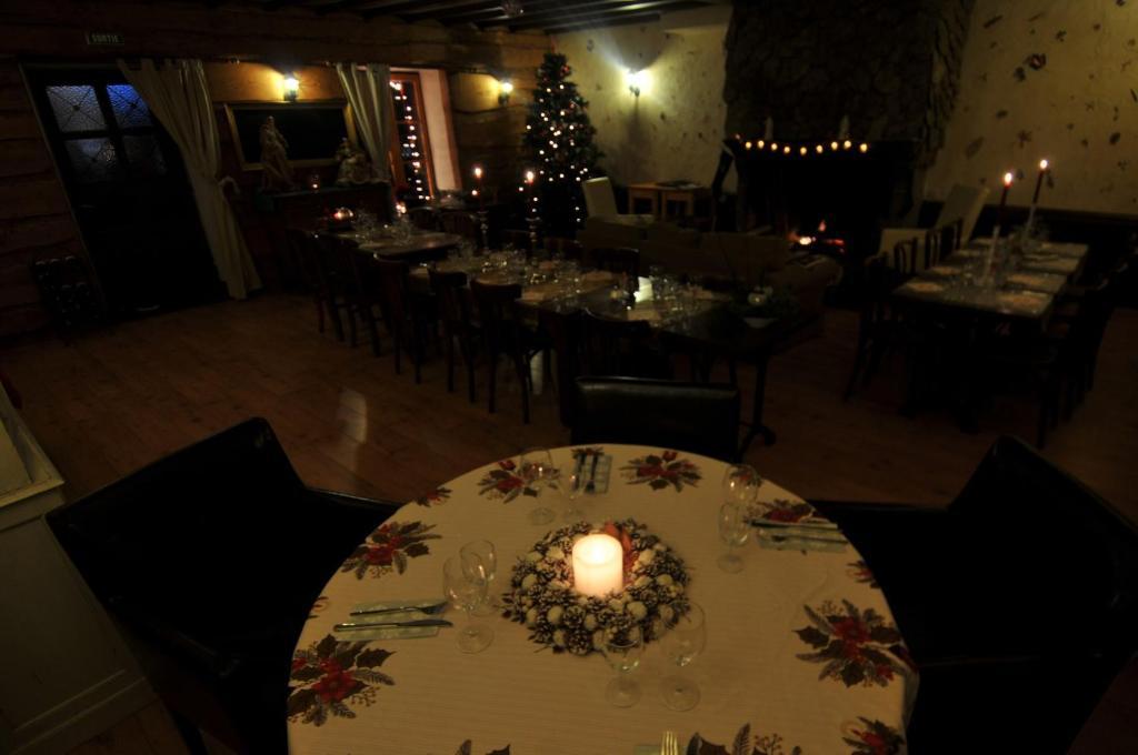 Auberge De La Providence Saint-Donat Экстерьер фото