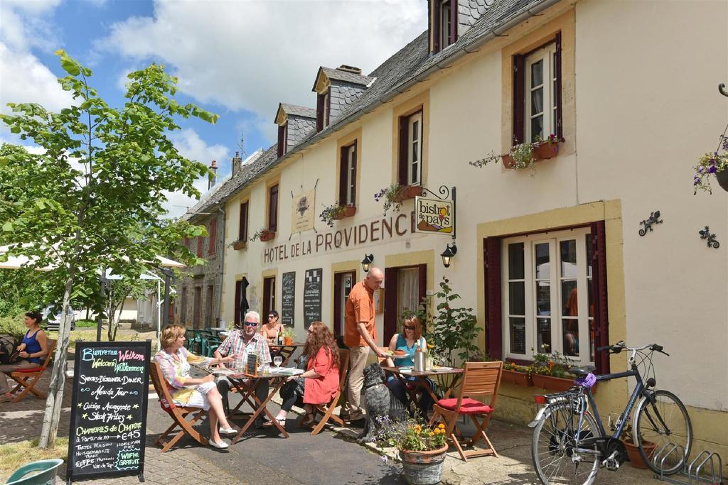 Auberge De La Providence Saint-Donat Экстерьер фото