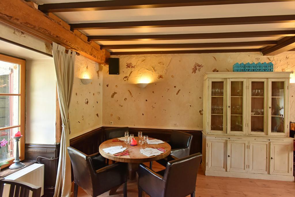 Auberge De La Providence Saint-Donat Экстерьер фото
